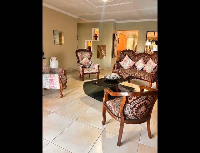 3 BEDROOM HOUSE FOR SALE IN EERSTERUST